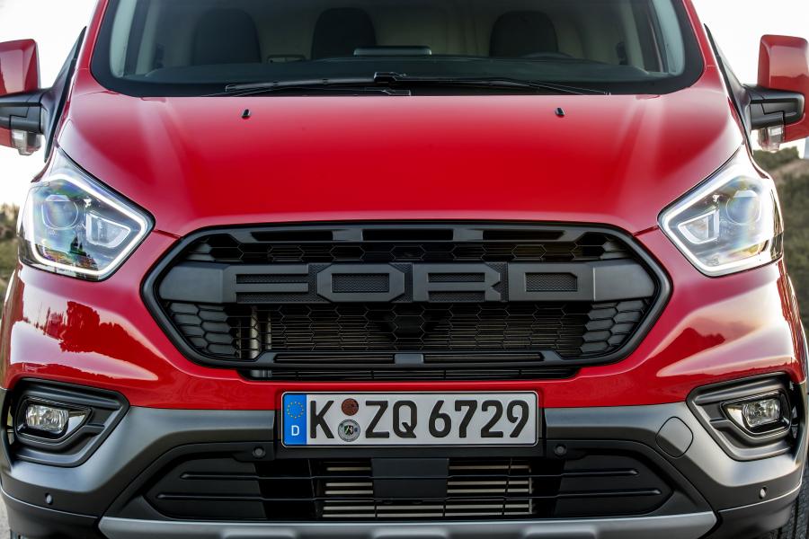 Детали экстерьера Ford Transit Custom Trail 2020 года  (EU) (фото 14 из 20)